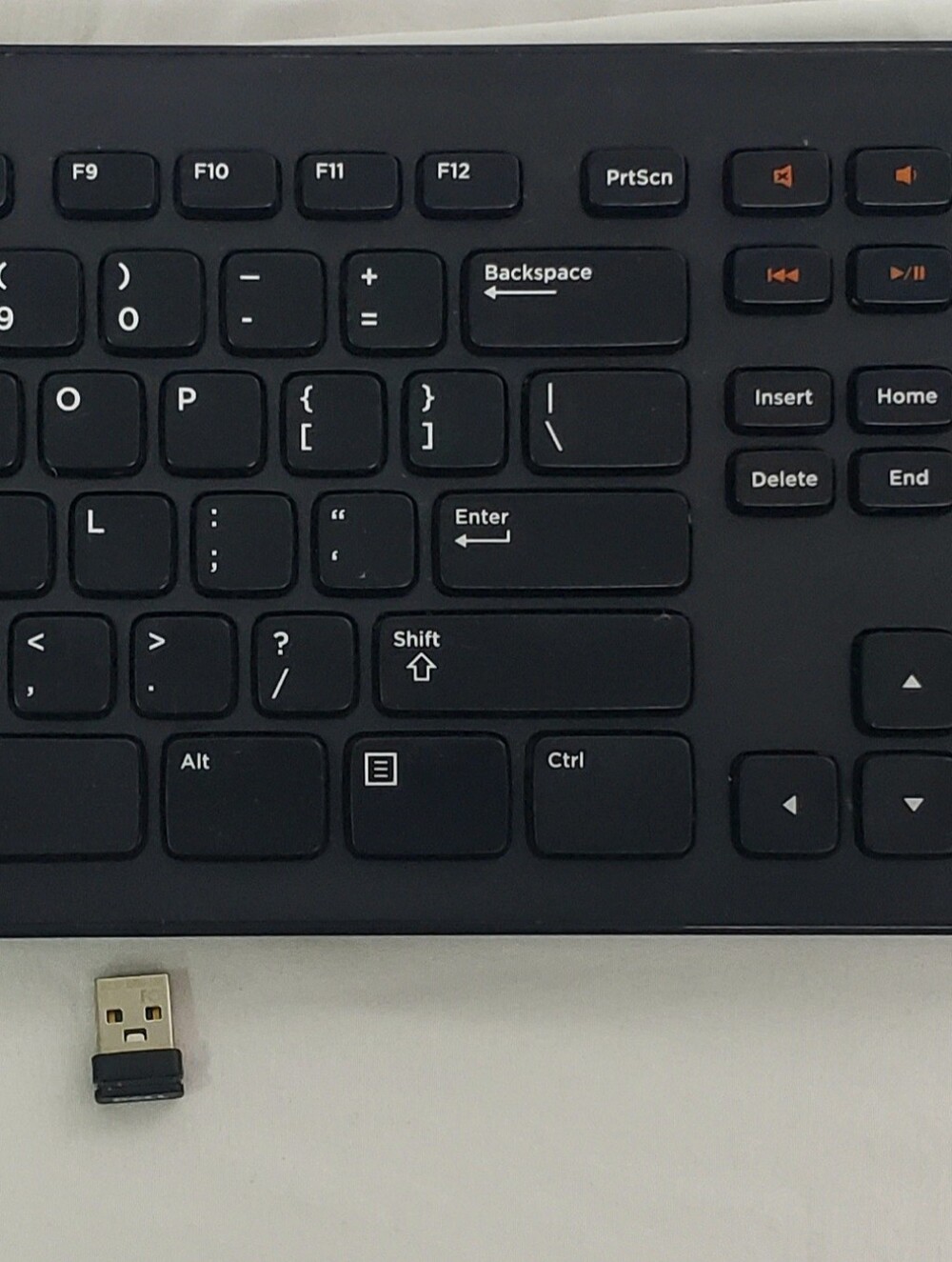 DELL KM632 WIRELESS KEYBOARD & MOUSE WITH USB 2.4 DOGGLE